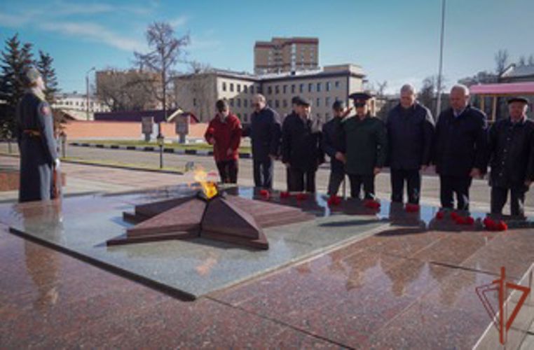 В Центральном округе Росгвардии прошли чествовали ветеранов войск правопорядка и органов внутренних дел