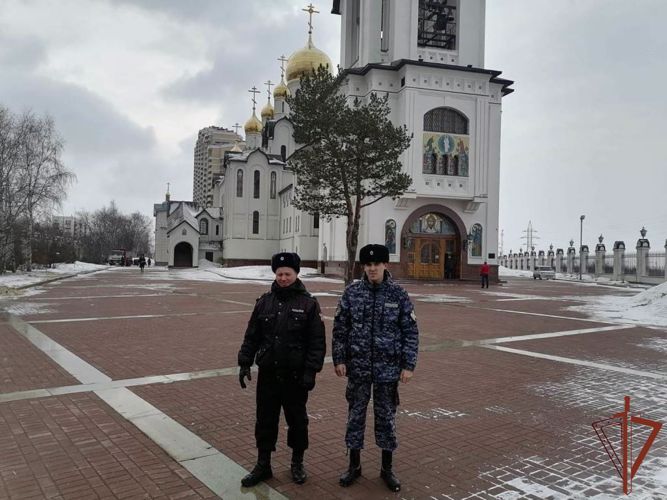 Росгвардия обеспечила общественную безопасность в период празднования Вербного воскресенья на Урале