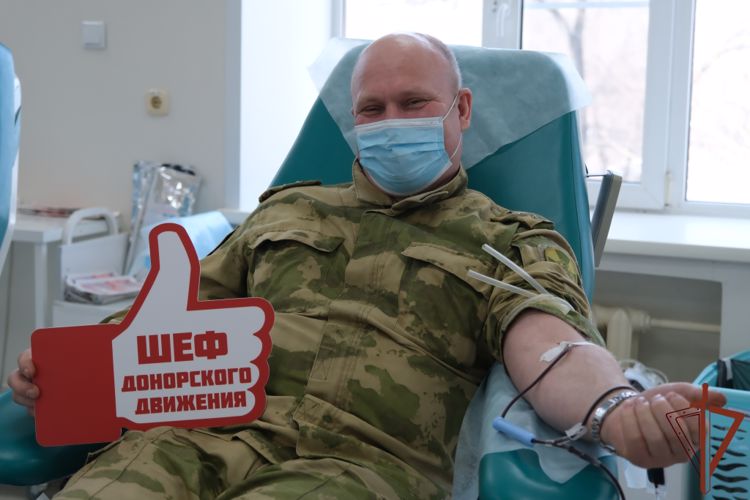 Около 80 росгвардейцев сдали донорскую кровь для хабаровских клиник