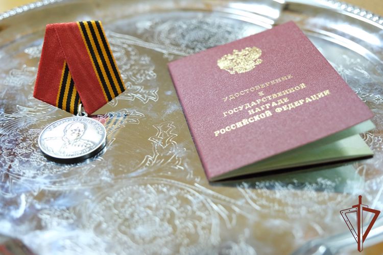 Военнослужащим Уральского округа Росгвардии, принимавшим участие в специальной операции по защите Донбасса, вручены государственные награды