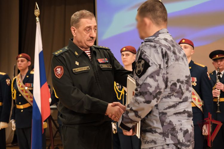 Вручение машин росгвардии