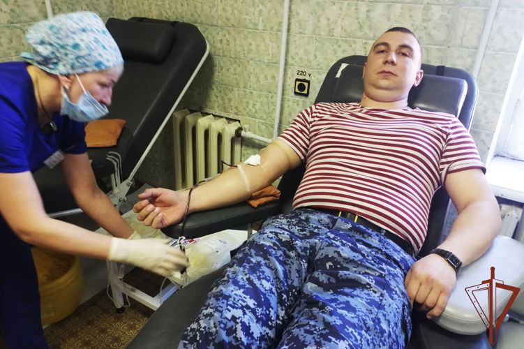 Акция Росгвардии ко Дню донора состоялась на Среднем Урале (видео)