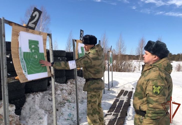В уральском кинологическом центре Росгвардии состоялось первенство по стрельбе (видео)