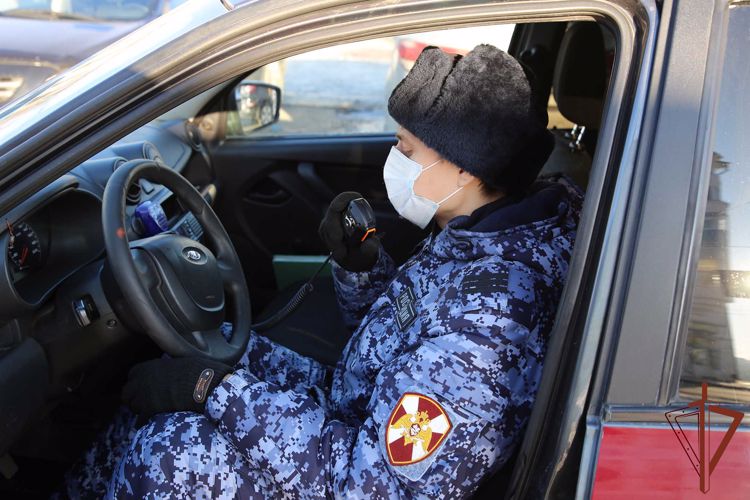 В Мордовии патруль Росгвардии пресёк движение автомобиля под управлением нетрезвого водителя 