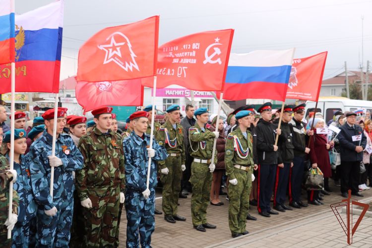 Начальник Управления Росгвардии по Омской области принял участие в акции «Эстафета Знамени Победы»