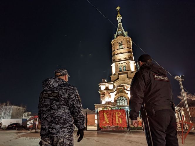   Охрану общественного порядка пасхальных богослужений на Урале обеспечила Росгвардия