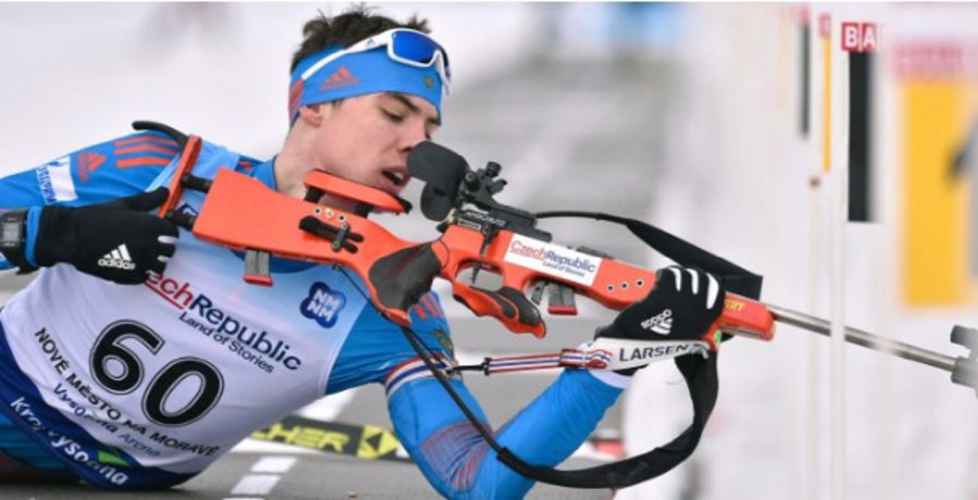 Представитель Росгвардии победил на чемпионате России по биатлону