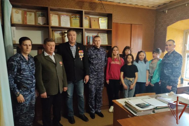 Сотрудники Росгвардии провели на Южном Урале мероприятия, посвященные чествованию ветеранов 