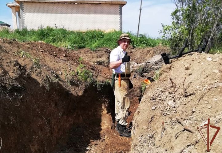 Сотрудники Росгвардии из Архангельской области участвуют в поисковой экспедиции в Крыму