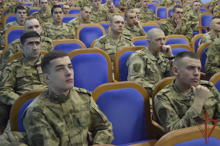 Росгвардейцы Северо-Западного округа почтили память Александра Невского