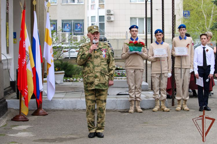  Росгвардейцы из Ставрополя приняли участие в международной акции «Сад памяти»