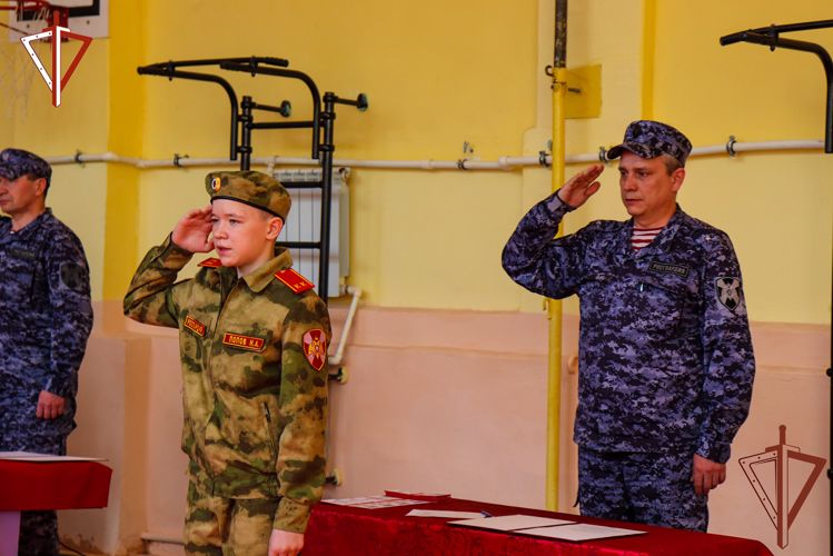 В Марий Эл кадеты класса Росгвардии произнесли клятву на верность Родине