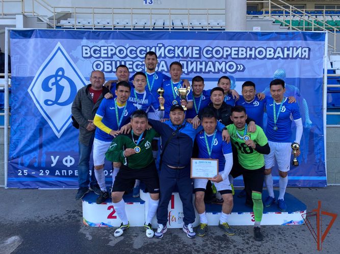 Росгвардейцы из Калмыкии в составе мини-футбольной сборной выиграли всероссийский турнир