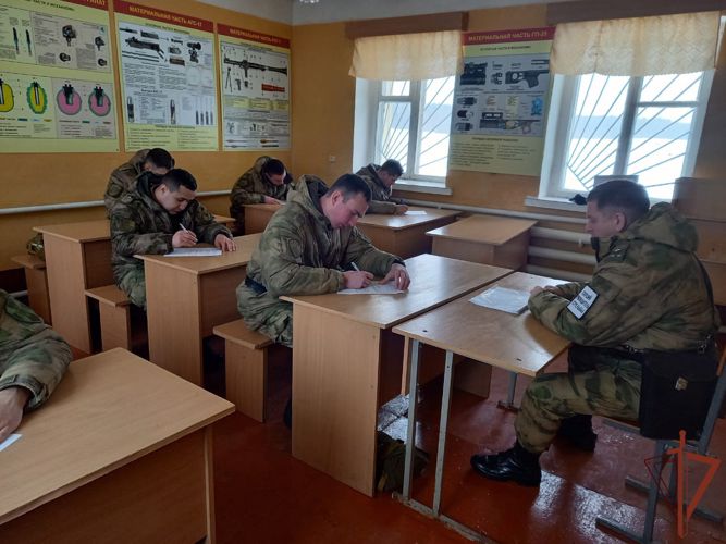 В кировском соединении Росгвардии прошел конкурс профмастерства офицеров