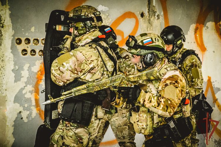 Годовщину образования отмечает ОМОН «Медведь» Росгвардии