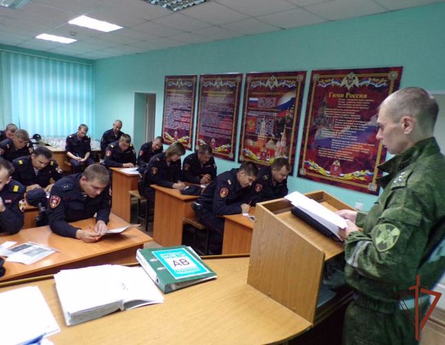 В  Уральском округе Росгвардии проходят мероприятия по обеспечению безопасности дорожного движения