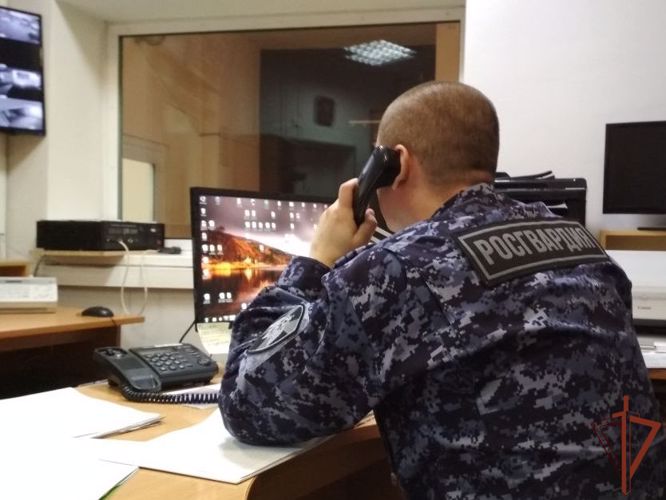 Росгвардейцы помогли жителю Новоалтайска вернуть угнанную машину