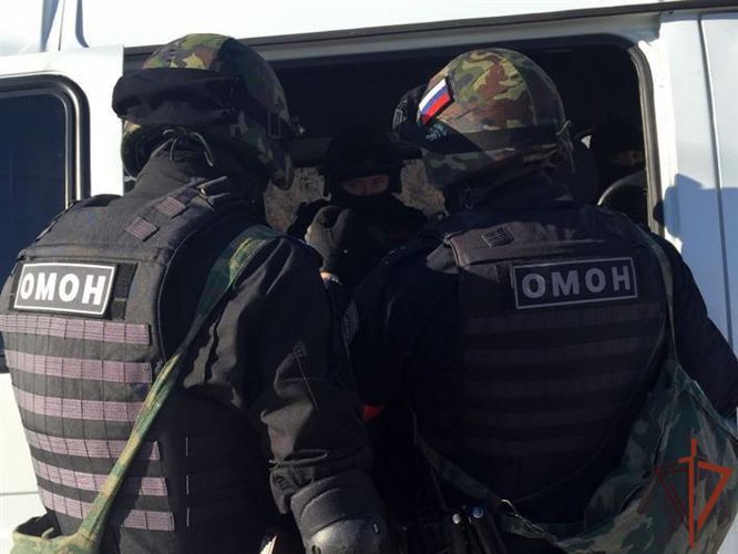 При содействии Росгвардии задержаны подозреваемые в мошенничестве 