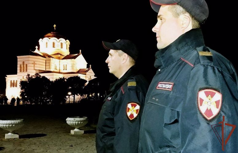 На юге России при участии Росгвардии обеспечен правопорядок во время празднования Светлого Христова Воскресенья