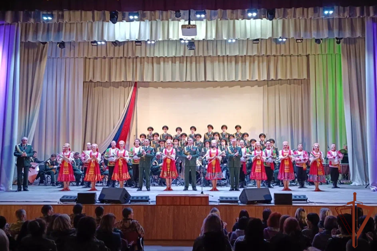 Ансамбль песни и пляски Росгвардии продолжает гастроли в поддержку участников спецоперации  