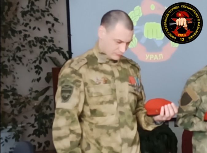 Память бойца войск правопорядка, павшего весной 2000 года, почтили на Среднем Урале (видео)
