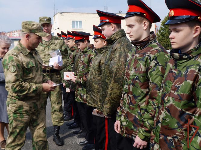 В профессиональный праздник северское соединение Росгвардии открыло свои двери школьников и студентов