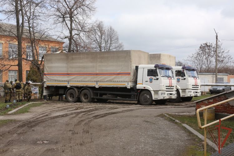 Росгвардия обеспечила доставку 80 тонн гуманитарной помощи для жителей Харьковской области