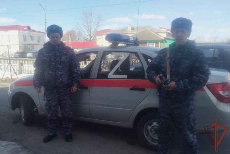 Росгвардейцы присоединились ко всероссийской акции «Своих не бросаем» в Тюмени (видео)