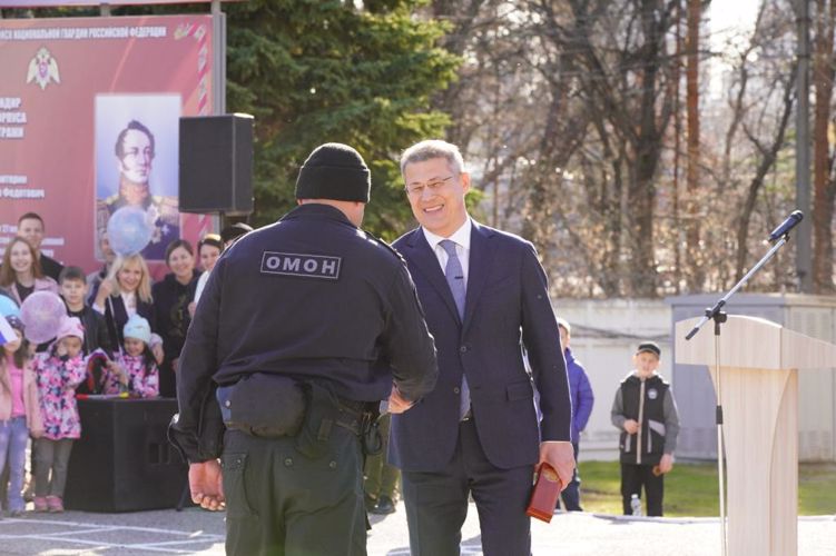 В Уфу вернулись из служебной командировки на Украину росгвардейцы