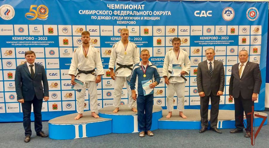 Военнослужащий Росгвардии стал чемпионом Сибири по дзюдо