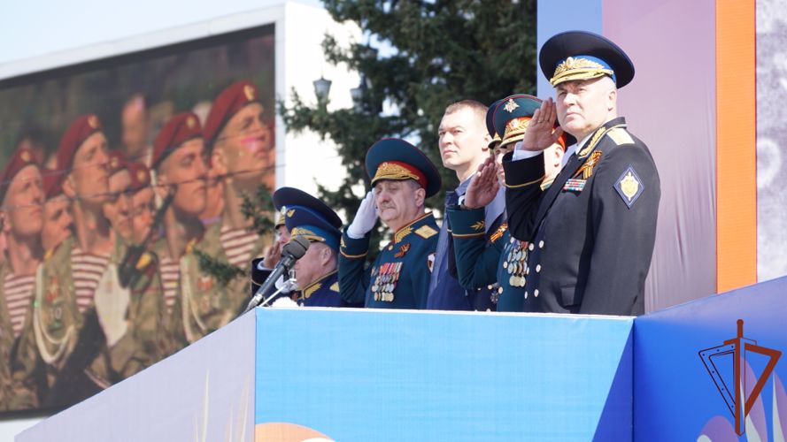 Росгвардейцы Восточного округа приняли участие парадах Победы