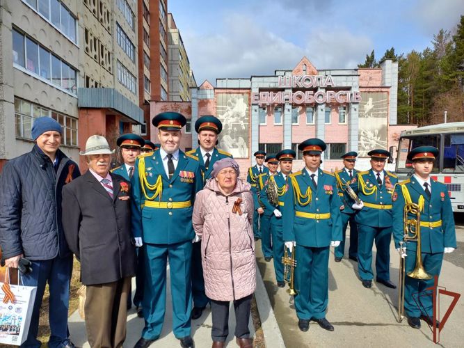 На Урале Росгвардия чествует ветеранов Великой Отечественной войны (видео)