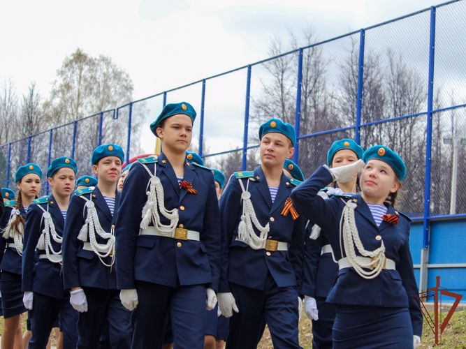 Росгвардия в Чувашии поздравила ветеранов войны и тружеников тыла с наступающим Днем Победы