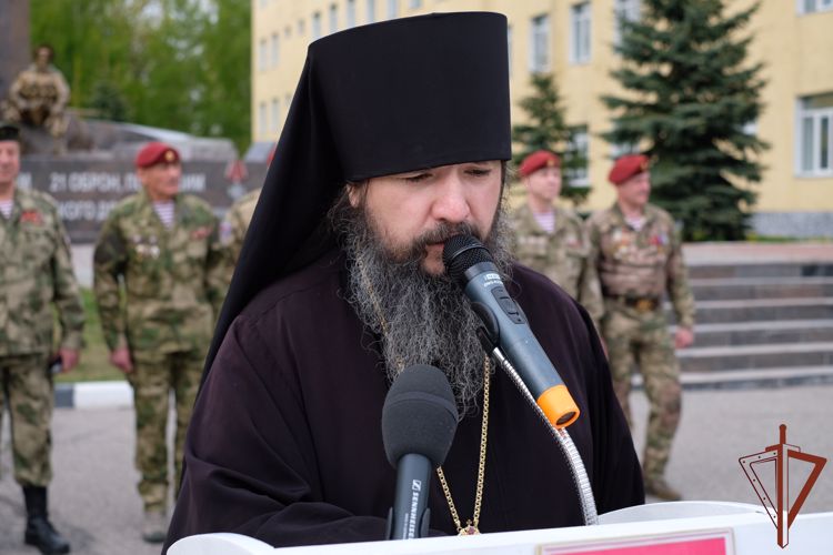 В Центральном округе Росгвардии торжественно встретили вернувшихся со спецоперации военнослужащих