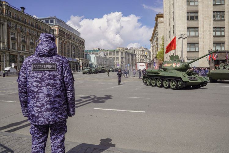 Росгвардия обеспечила безопасность празднования Дня Победы в Москве