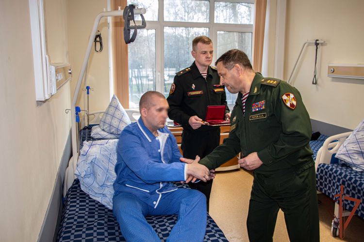 Росгвардейцам вручили награды за участие в спецоперации на Украине