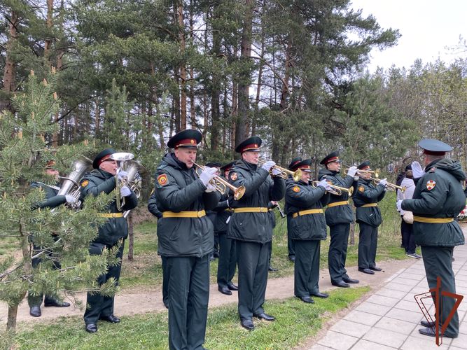 Скверу в Санкт-Петербурге присвоено имя военнослужащего НКВД