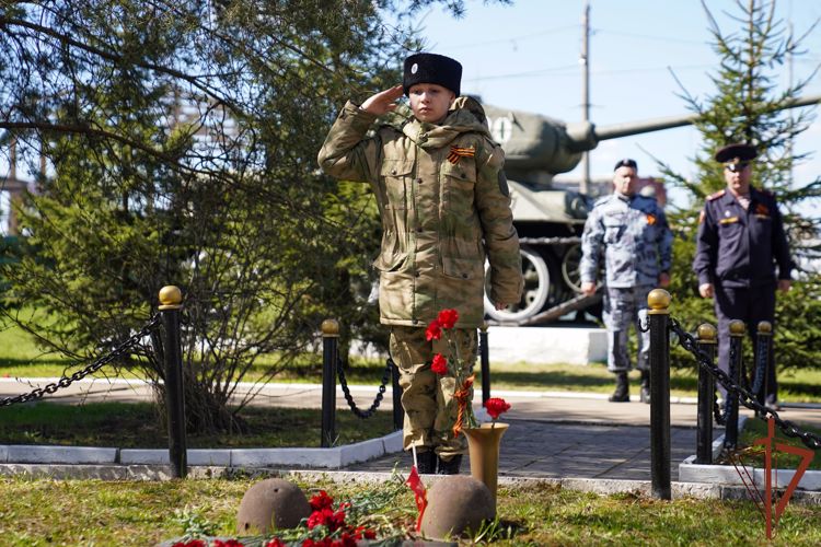 Росгвардейцы приняли участие во всероссийской акции «Лес Победы» в Москве (фото, видео)
