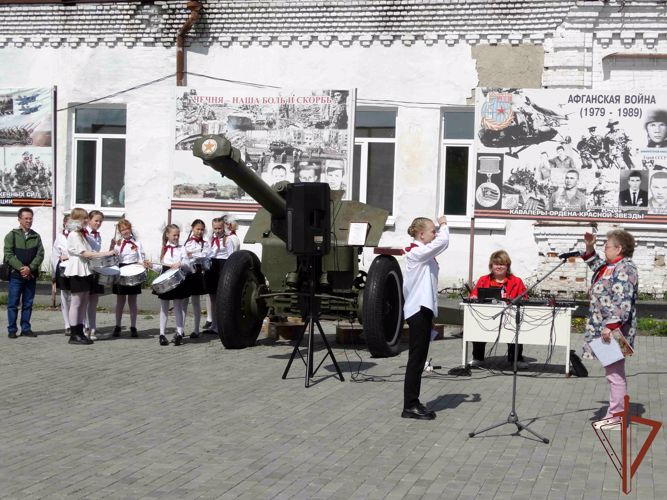 В Уральском округе состоялись военно-патриотические мероприятия для подшефной молодежи