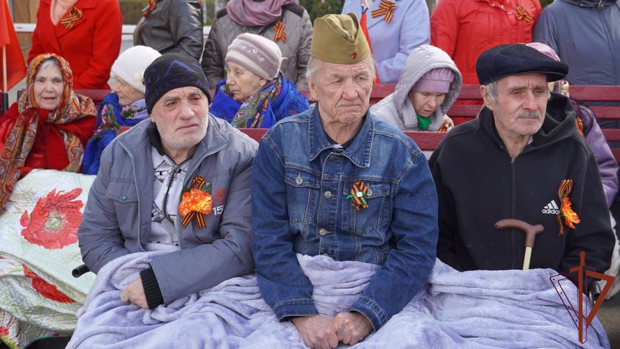 Росгвардия провела праздничный концерт в доме-интернате для инвалидов в Суздале 