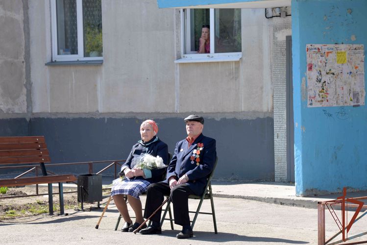 Росгвардия поздравила с Днем Победы ветеранов в Кургане  и Екатеринбурге (видео)