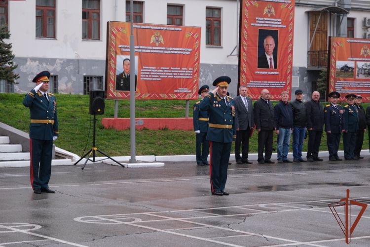 В Хабаровске состоялись торжественные мероприятия,  посвященные 100-летию образования воинской части Росгвардии