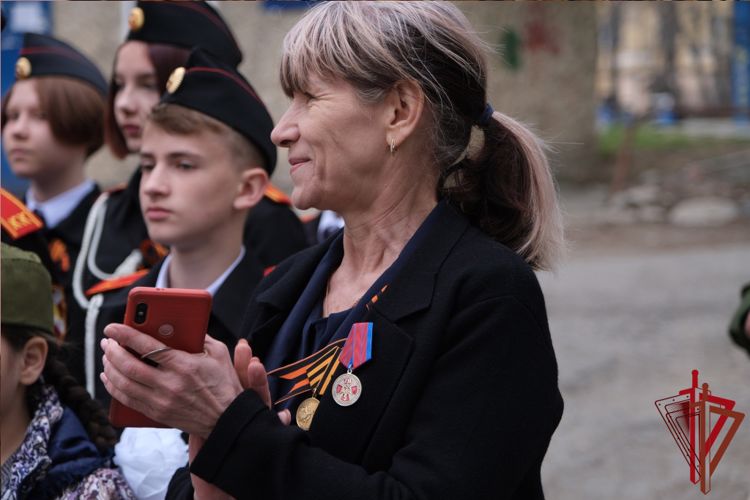 В Хабаровске Росгвардия провела акцию «Парад идет к ветерану»