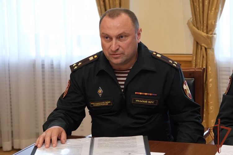 Врио командующего Уральским округом Росгвардии провел личный прием граждан