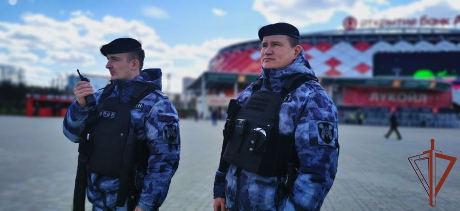 Росгвардия обеспечила правопорядок футбольного матча 27-го тура Российской премьер лиги
