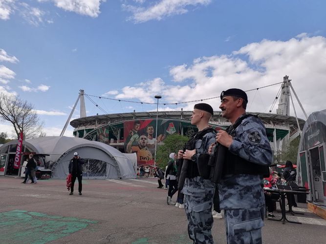 Росгвардейцы обеспечили безопасность матча 29-го тура РПЛ в Москве между командами ФК «Локомотив» и ФК «Динамо» 