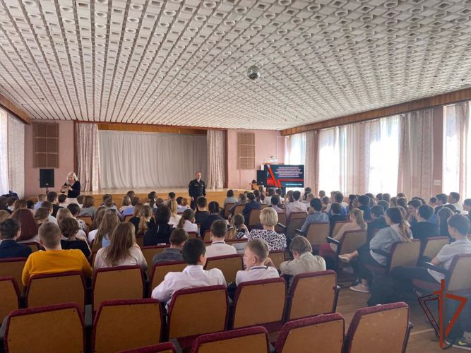В Уральском округе Росгвардии поддержали патриотическую акцию «Своих не бросаем» (видео)