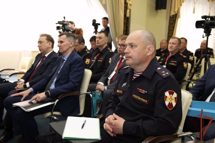 В Росгвардии обсудили процесс внедрения новых технологий в сфере охраны объектов