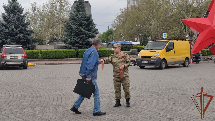 В Севастополе росгвардейцы присоединились ко Всероссийской общественной акции «Георгиевская ленточка»