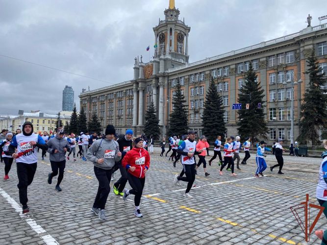 Росгвардия на Урале обеспечила правопорядок во время проведения всероссийского полумарафона «ЗаБег»
